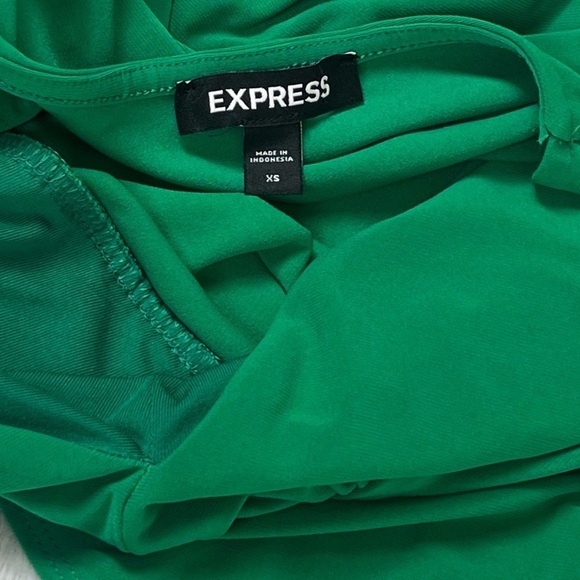 NEW Express Deep V Neck 3/4 Balloon Sleeve Bodysuit Extra Small Solid Green - Picture 6 of 7